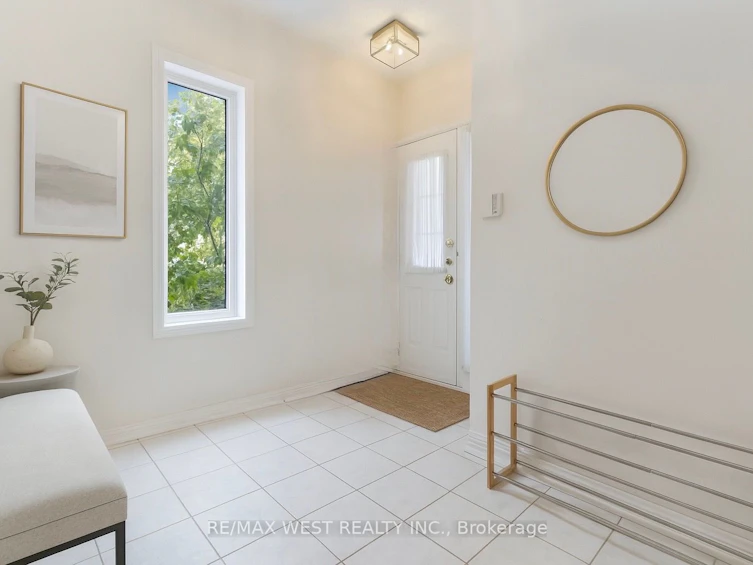 37 Belford Crescent, Markham, ON, L3S 4K3 - 3