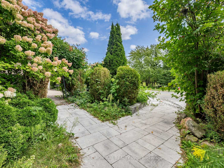 2 Newman Avenue, Richmond Hill, ON, L4E 3E4 - 37