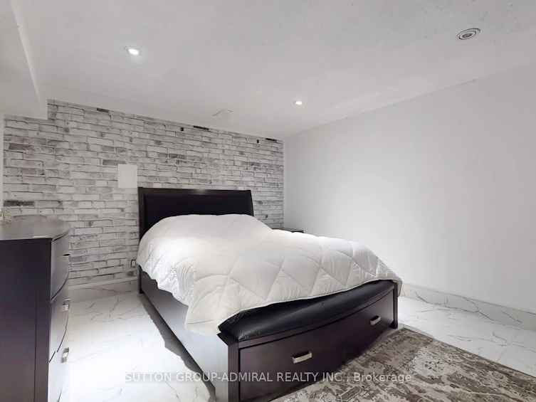 2 Newman Avenue, Richmond Hill, ON, L4E 3E4 - 25