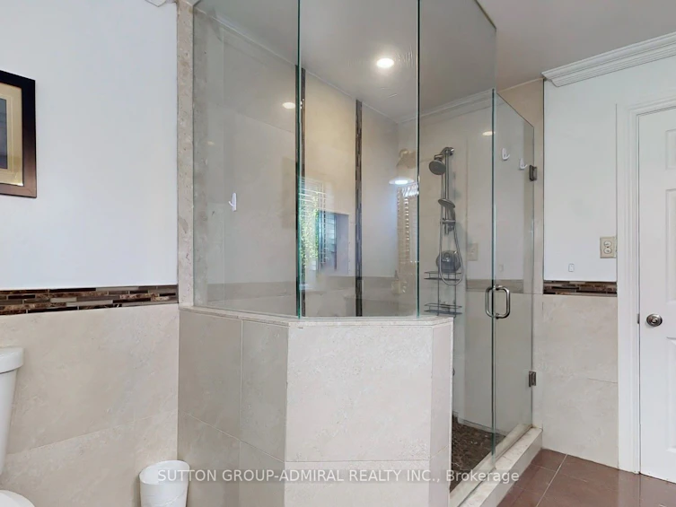 2 Newman Avenue, Richmond Hill, ON, L4E 3E4 - 16