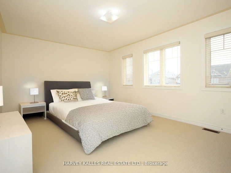 8 Barn Swallow Court, Richmond Hill, ON, L4E 0K1 - 17