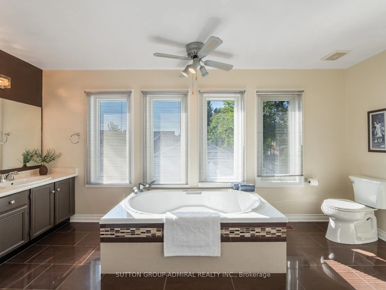14 Harmony Hill Crescent, Richmond Hill, ON, L4C 8Z1 - 15