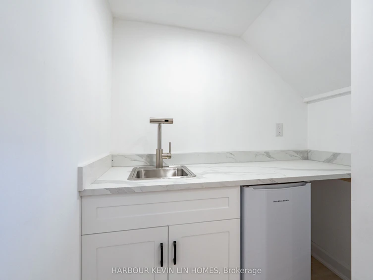 84 Grasslands Avenue, Richmond Hill, ON, L4B 4K5 - 26