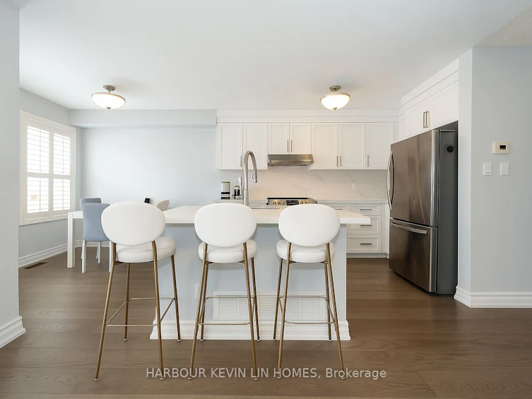 84 Grasslands Avenue, Richmond Hill, ON, L4B 4K5 - 5