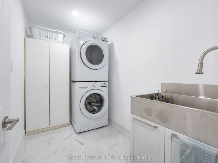84 Grasslands Avenue, Richmond Hill, ON, L4B 4K5 - 21