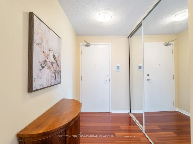 407-7250 Yonge Street, Vaughan, ON, L4J 7X1 - 5