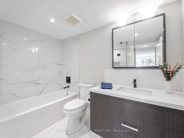 407-7250 Yonge Street, Vaughan, ON, L4J 7X1 - 19