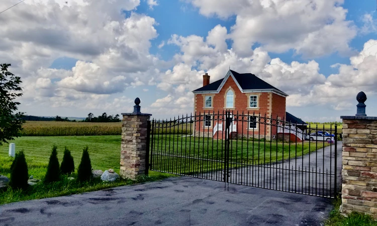 376 Sandford Road