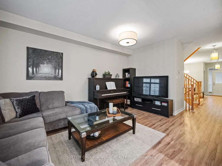 79 Watkins Glen Crescent, Aurora, ON, L4G 7S6 - 7