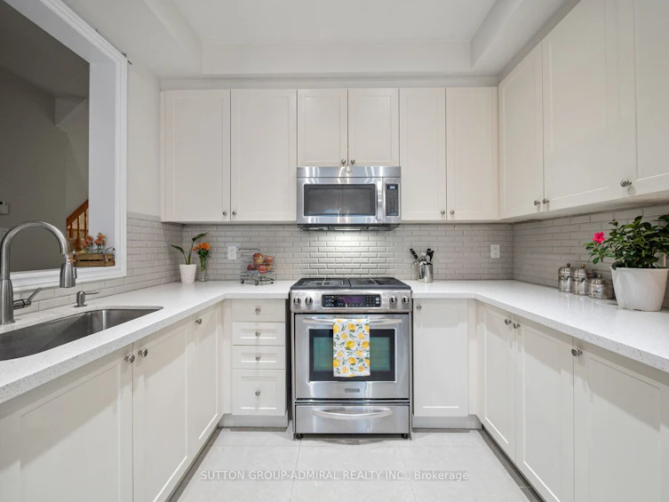79 Watkins Glen Crescent, Aurora, ON, L4G 7S6 - 11