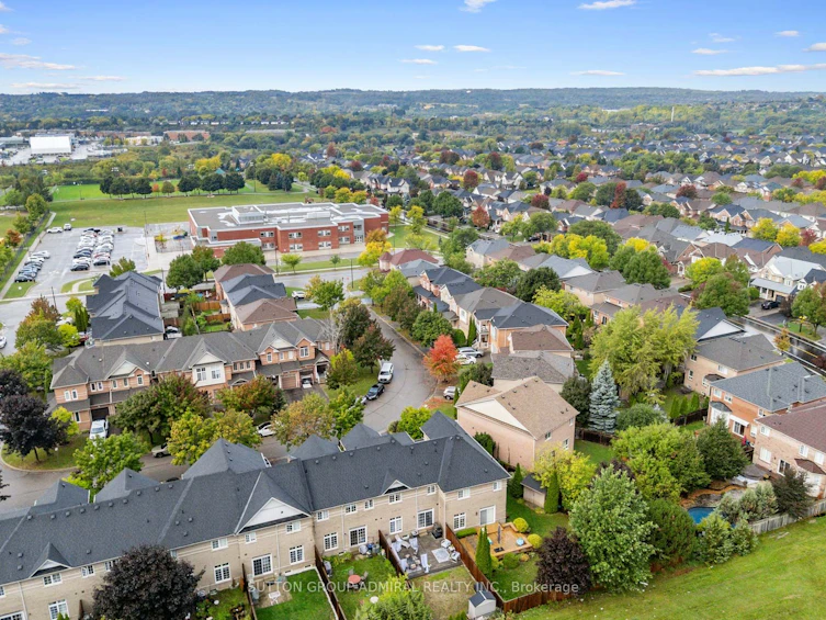 79 Watkins Glen Crescent, Aurora, ON, L4G 7S6 - 40