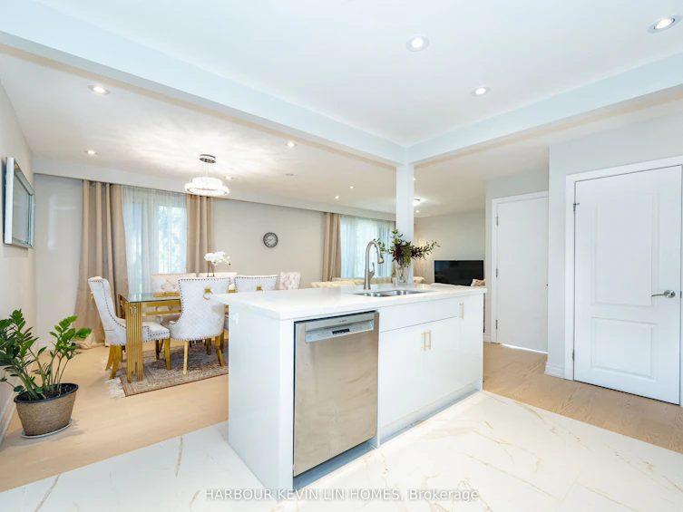 30 Foreht Crescent, Aurora, ON, L4G 3E8 - 18
