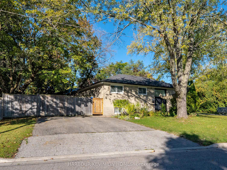 30 Foreht Crescent, Aurora, ON, L4G 3E8 - 4