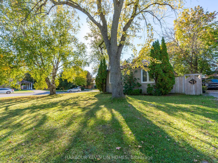 30 Foreht Crescent, Aurora, ON, L4G 3E8 - 8