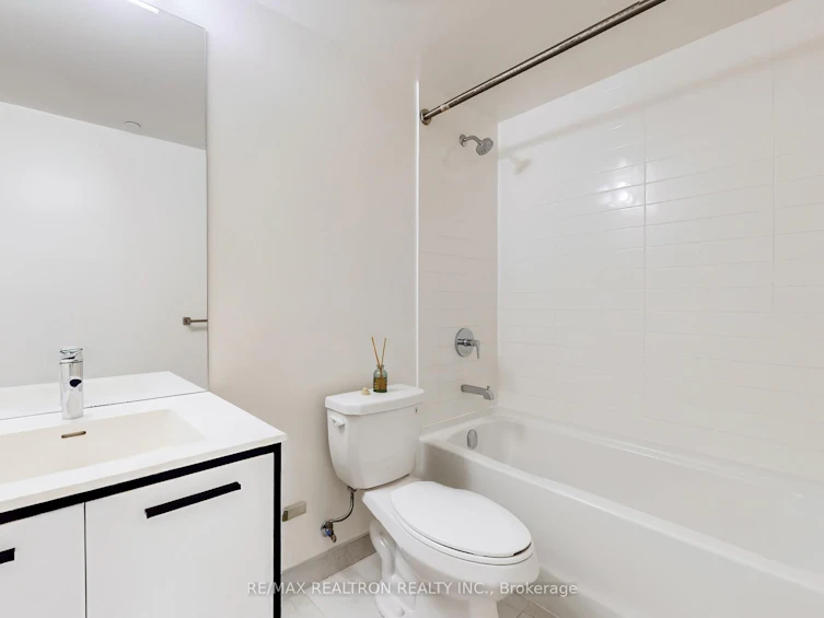 415-185 Deerfield Road, Newmarket, ON, L3Y 0G7 - 12