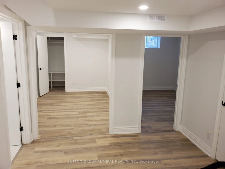 67 Venice Crescent, Vaughan, ON, L4J 7T1 - 32