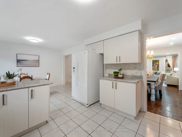 40 Brookmill Drive, Vaughan, ON, L4J 6K5 - 8
