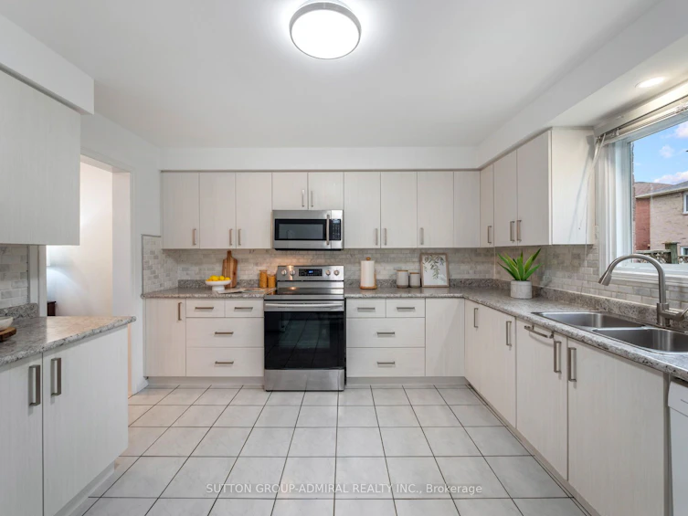 40 Brookmill Drive, Vaughan, ON, L4J 6K5 - 9