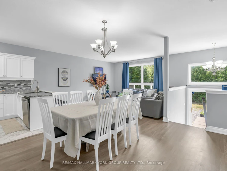 39 Farley Circle, Georgina, ON, L0E 1S0 - 4
