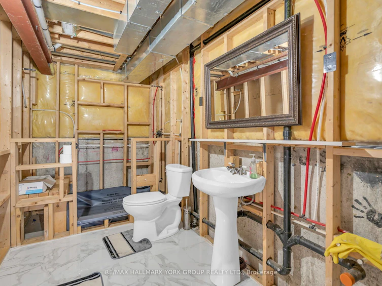 39 Farley Circle, Georgina, ON, L0E 1S0 - 31