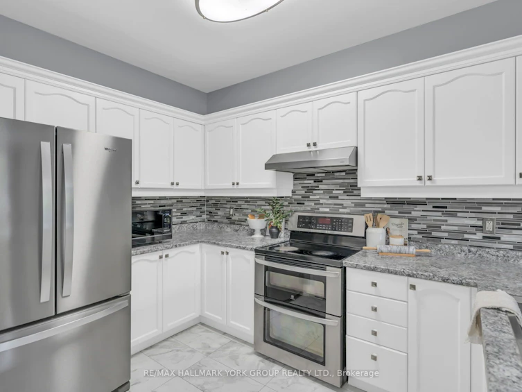 39 Farley Circle, Georgina, ON, L0E 1S0 - 8