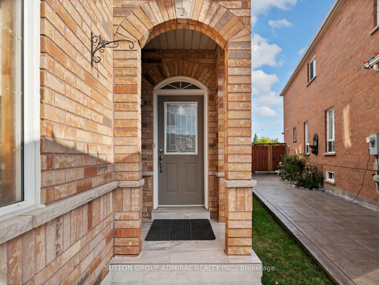 25 Umbria Crescent, Vaughan, ON, L4H 2E1 - 2