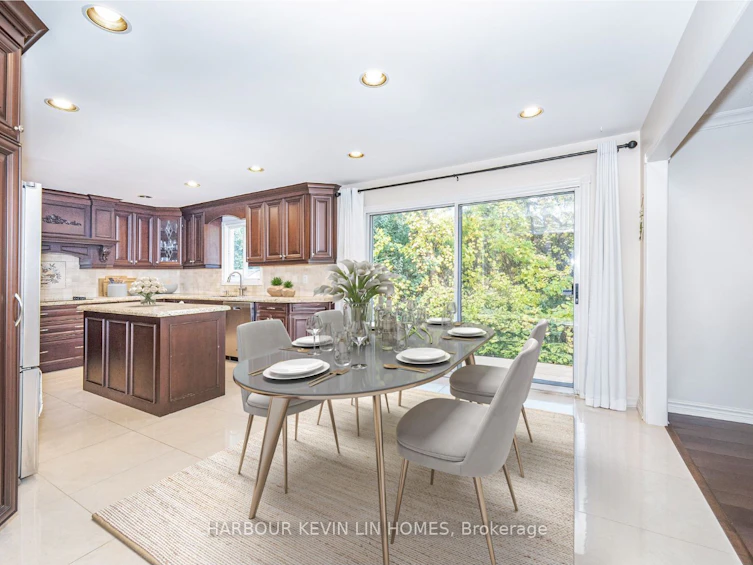 25 Pearl Gate Court, Richmond Hill, ON, L4B 2R2 - 16
