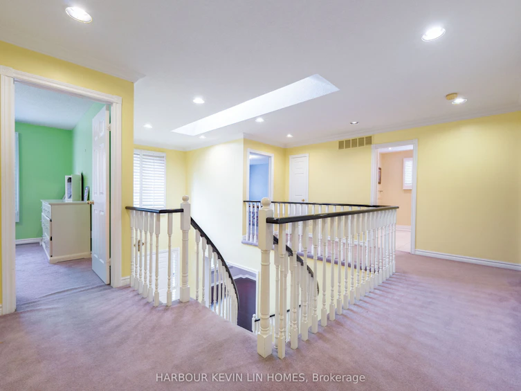 25 Pearl Gate Court, Richmond Hill, ON, L4B 2R2 - 25
