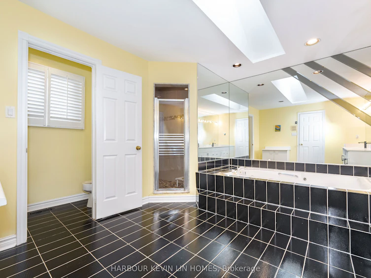 25 Pearl Gate Court, Richmond Hill, ON, L4B 2R2 - 28