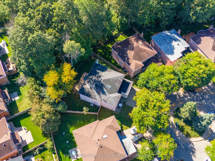 25 Pearl Gate Court, Richmond Hill, ON, L4B 2R2 - 4