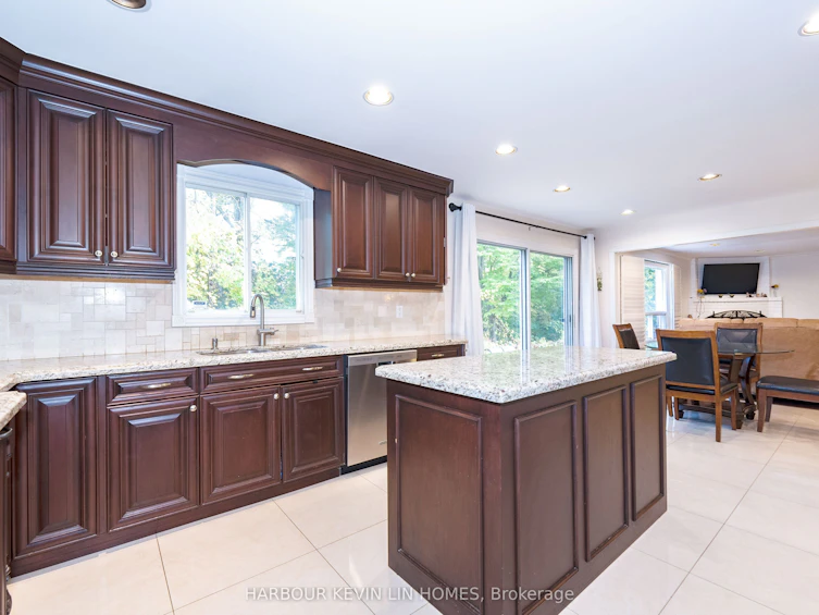 25 Pearl Gate Court, Richmond Hill, ON, L4B 2R2 - 18