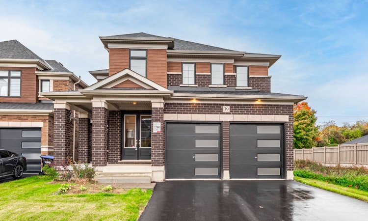 39 Sandhill Crescent