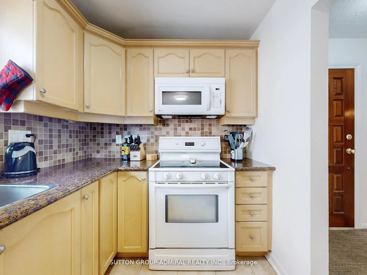 80 Castle Rock Drive, Richmond Hill, ON, L4C 5K4 - 10