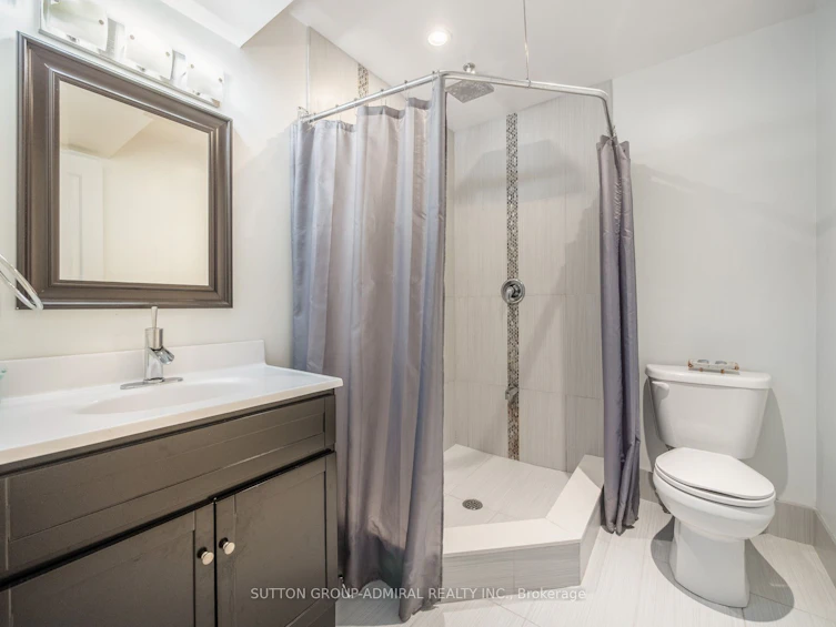 232 Luca Avenue, Vaughan, ON, L6A 0X3 - 32