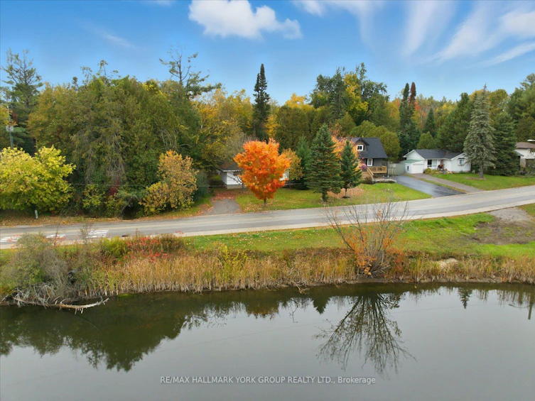 32 Station Road, Georgina, ON, L0E 1N0 - 10