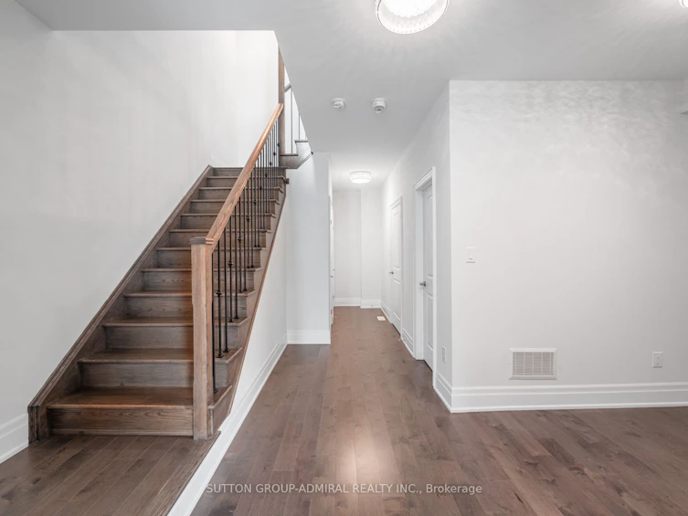27 Adaskin Avenue, Vaughan, ON, L6A 4Z8 - 4