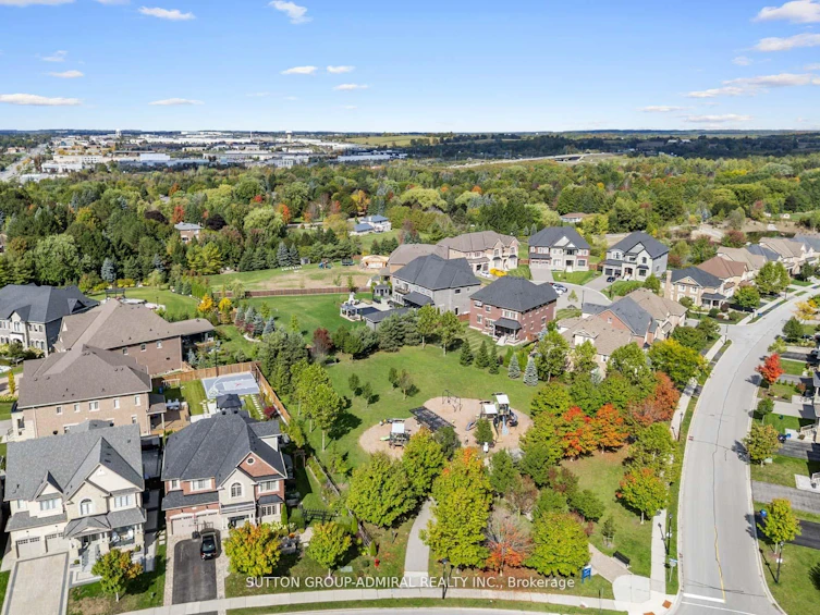 1057 Warby Trail, Newmarket, ON, L3X 3H6 - 43