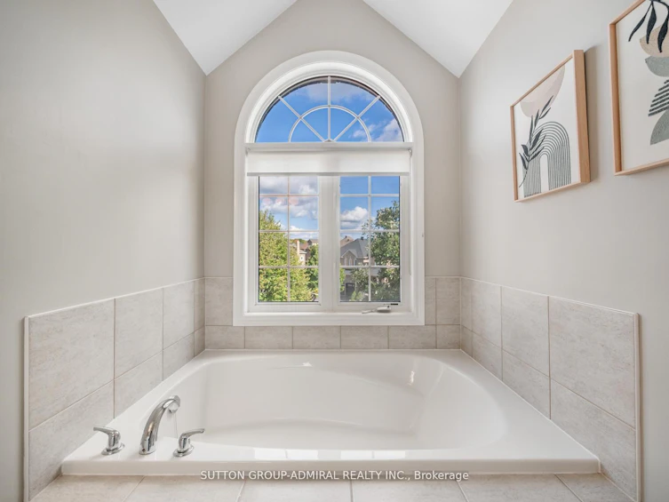 1057 Warby Trail, Newmarket, ON, L3X 3H6 - 26