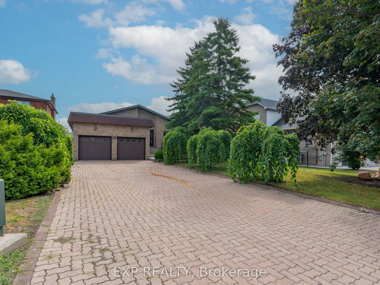 101 Leyburn Avenue, Richmond Hill, ON, L4C 0J6 - 2