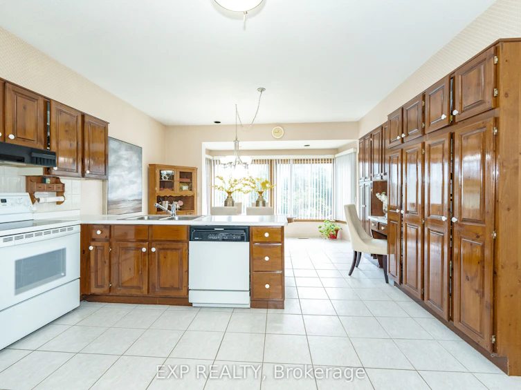 101 Leyburn Avenue, Richmond Hill, ON, L4C 0J6 - 28