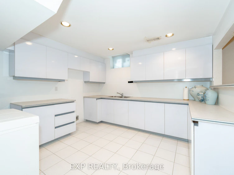 41 Montclair Road, Richmond Hill, ON, L4B 2S6 - 35