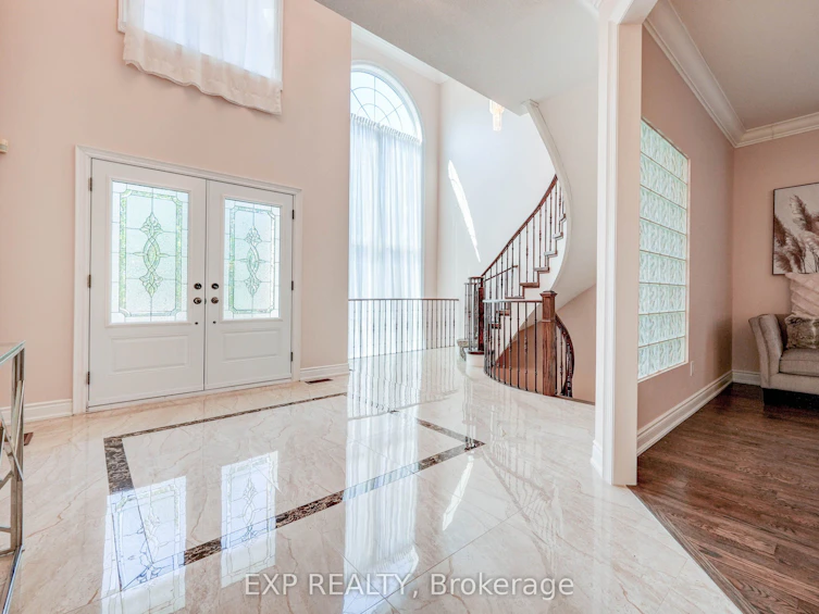 45 Henricks Crescent, Richmond Hill, ON, L4B 3W4 - 5