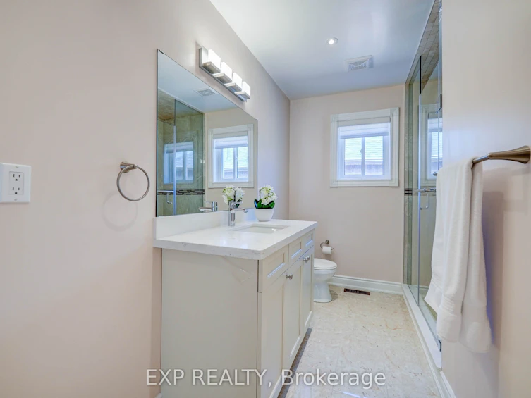 45 Henricks Crescent, Richmond Hill, ON, L4B 3W4 - 32