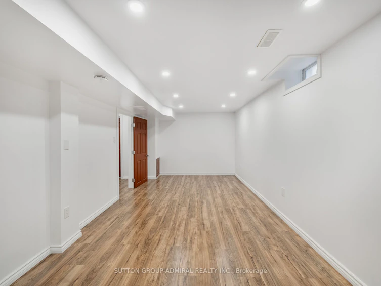 7 San Marko Place, Vaughan, ON, L4L 7M6 - 40