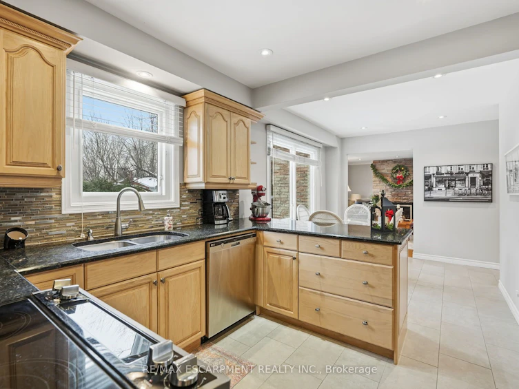 92 Briarwood Road, Markham, ON, L3R 2X3 - 13