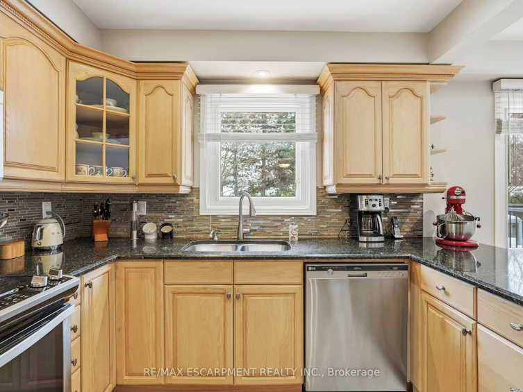 92 Briarwood Road, Markham, ON, L3R 2X3 - 11