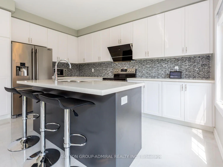 53 Pietrowski Drive, Georgina, ON, L4P 0J8 - 13