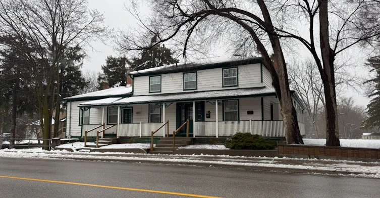Lower-117 Clarence Street, Vaughan, ON, L4L 1L4