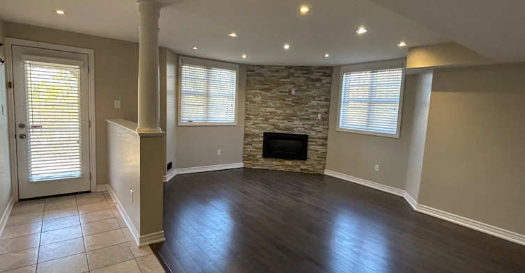 Whitchurch-Stouffville, ON