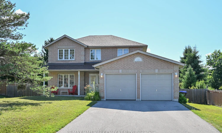 16 Brian Crescent